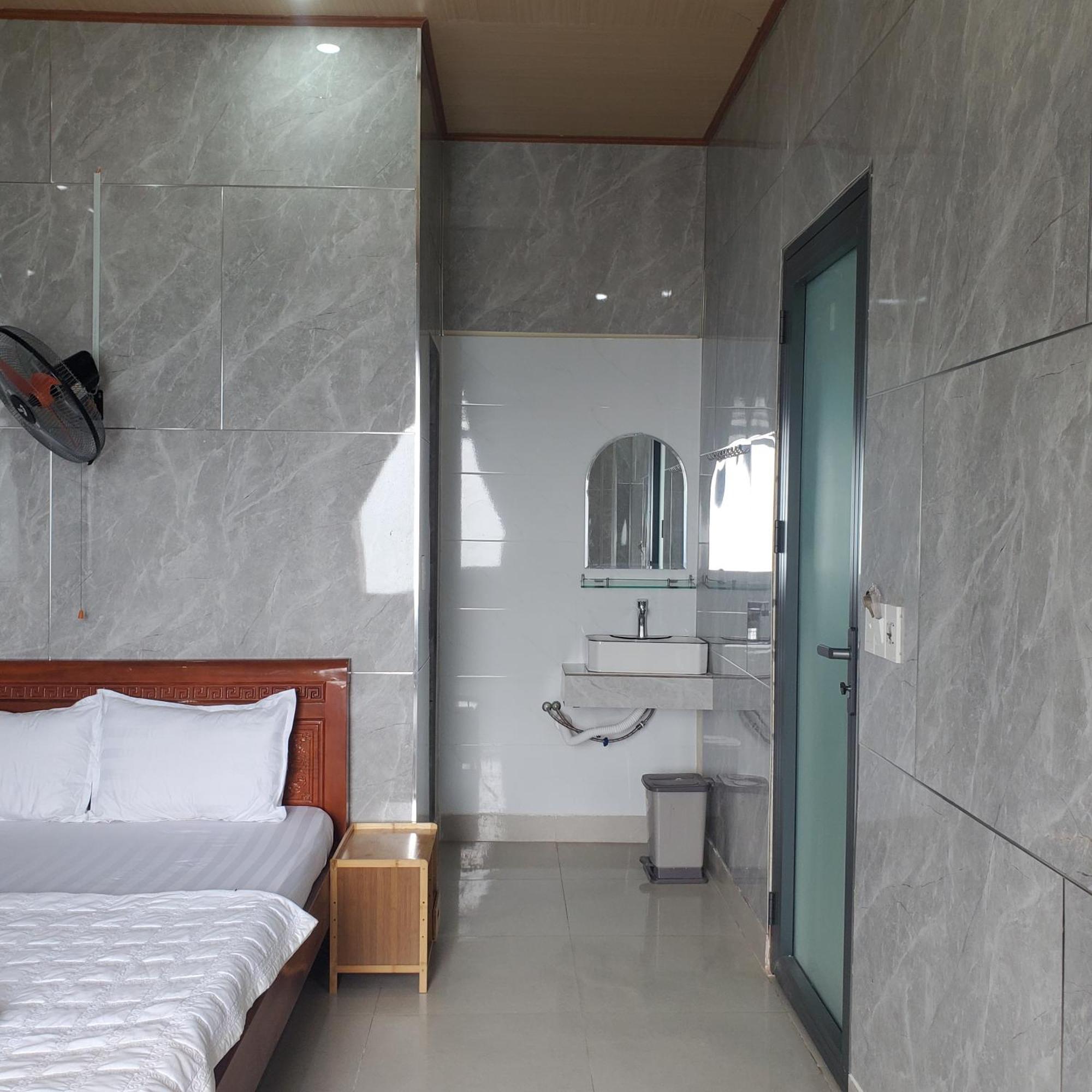 Tuan Thanh Homestay Tan Hiep  Luaran gambar